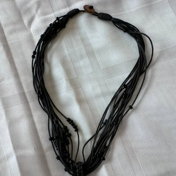 Shell Necklace - Picture 2 of 2